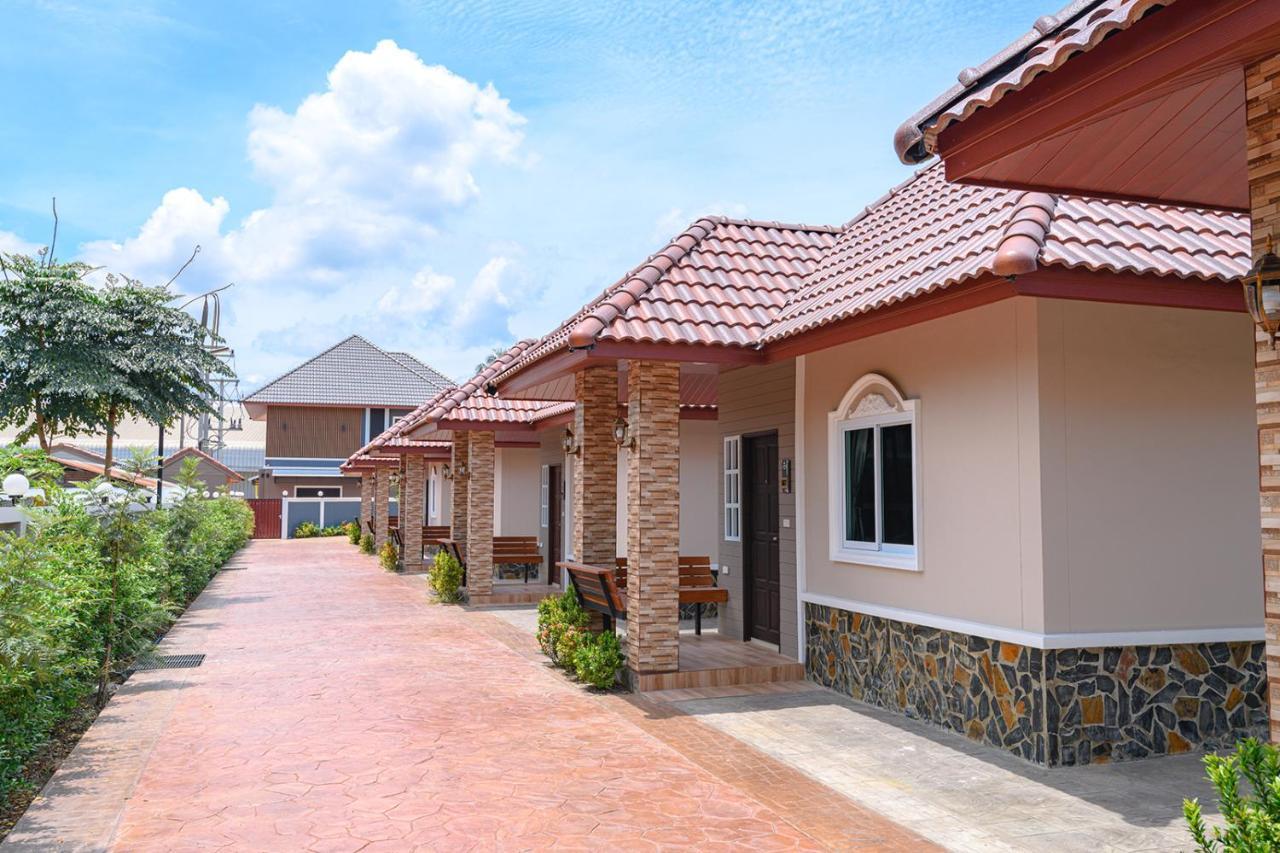 Avarin Resort Pakchong Ngoại thất bức ảnh